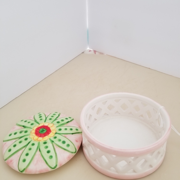 Unk Other - Unk Pink and Green Decorative Lidded Basket